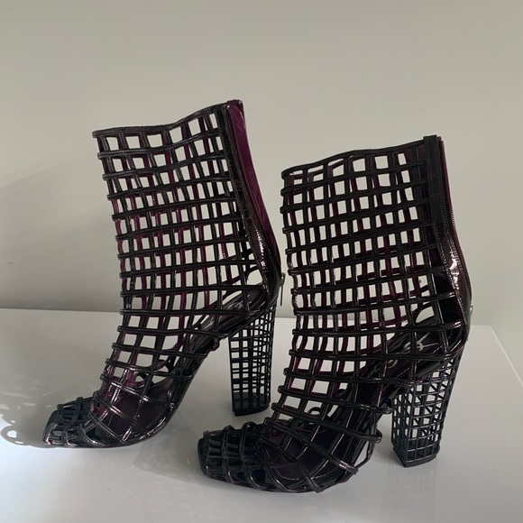 Yves Saint Laurent Shoes - *SOLD* YVES SAINT LAURENT
Leather Cage Peep-Toe